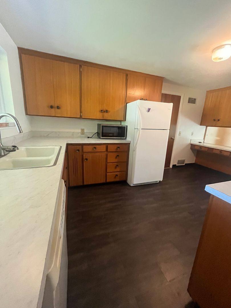 House for rent at 980 Sherwood Place, Eugene, OR 97401