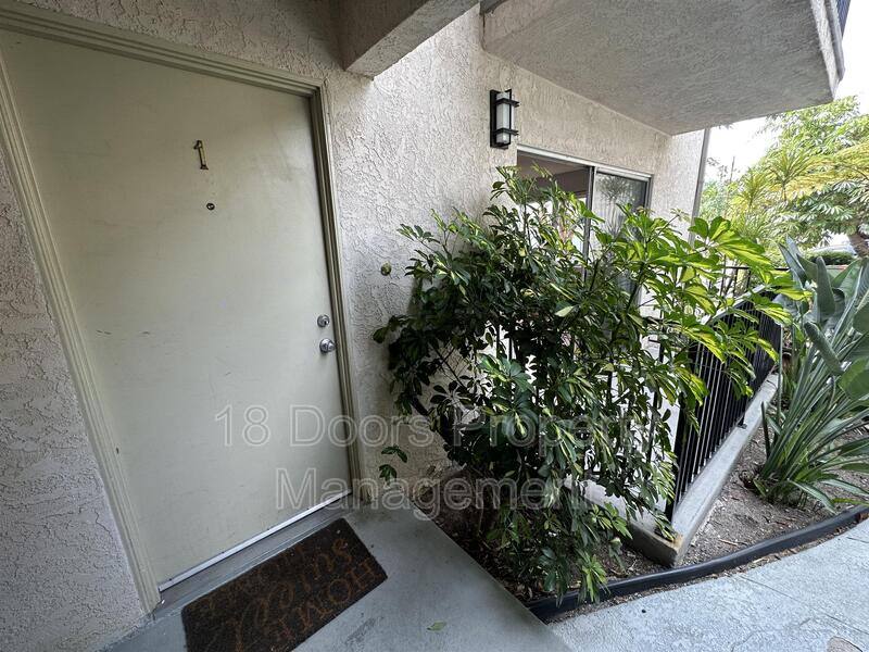 Condo for rent at 2002 Missouri St #1, San Diego, CA 92109