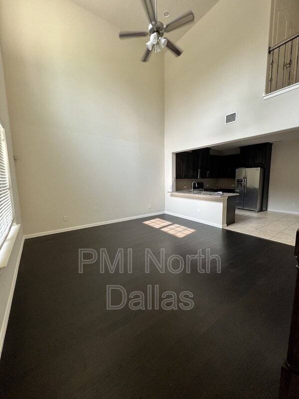 Townhouse for rent at 532 S Greenville Ave, Richardson, TX 75081