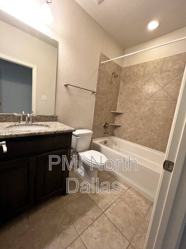 Townhouse for rent at 532 S Greenville Ave, Richardson, TX 75081