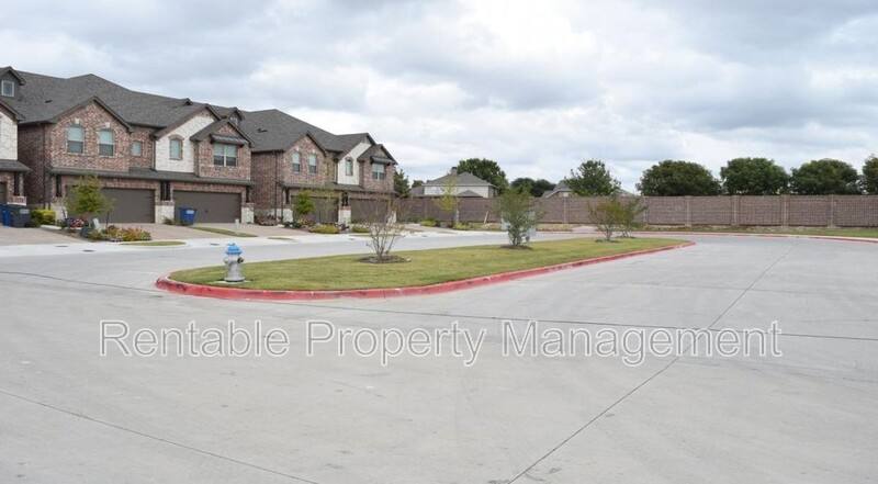 Townhouse for rent at 1247 Wiltshire Dr, Allen, TX 75013