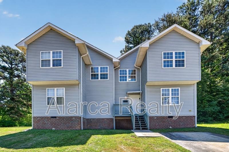 Apartment for rent at 5620 Ilford St, Charlotte, NC 28215