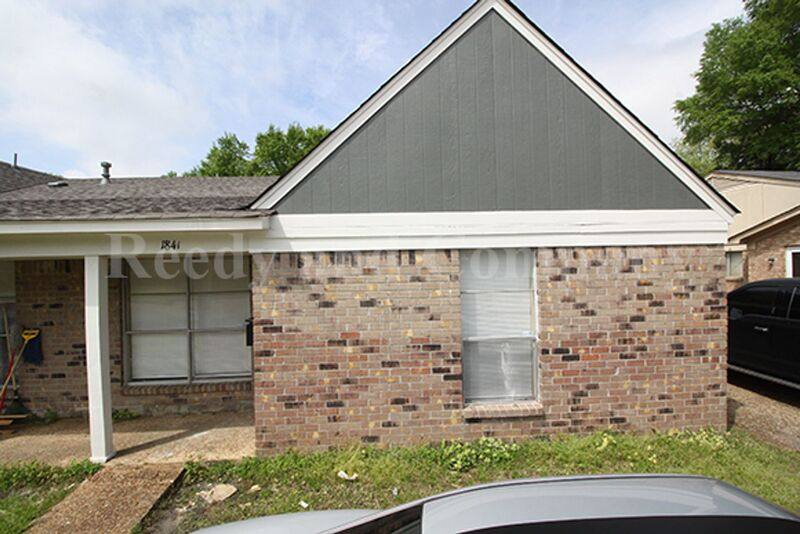 House for rent at 1841 S Perkins Rd, Memphis, TN 38117