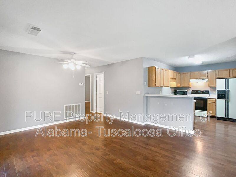 House for rent at 2751 Meadowlark Lane, Northport, AL 35476