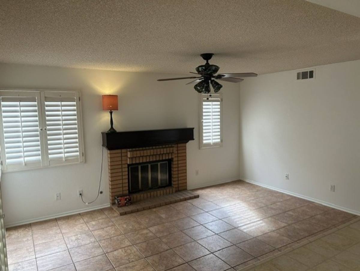 House for rent at 39863 Ranchwood Dr, Murrieta, CA 92563