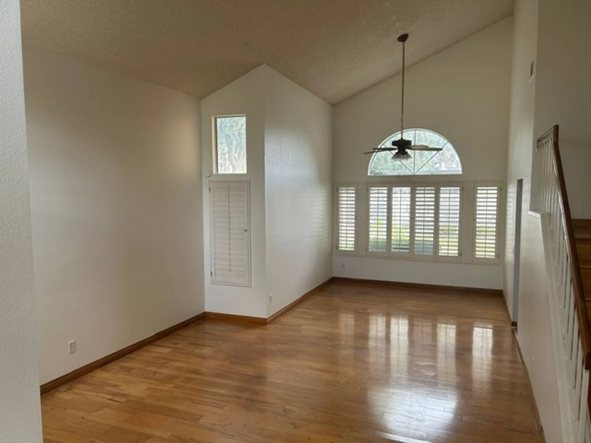 House for rent at 39863 Ranchwood Dr, Murrieta, CA 92563