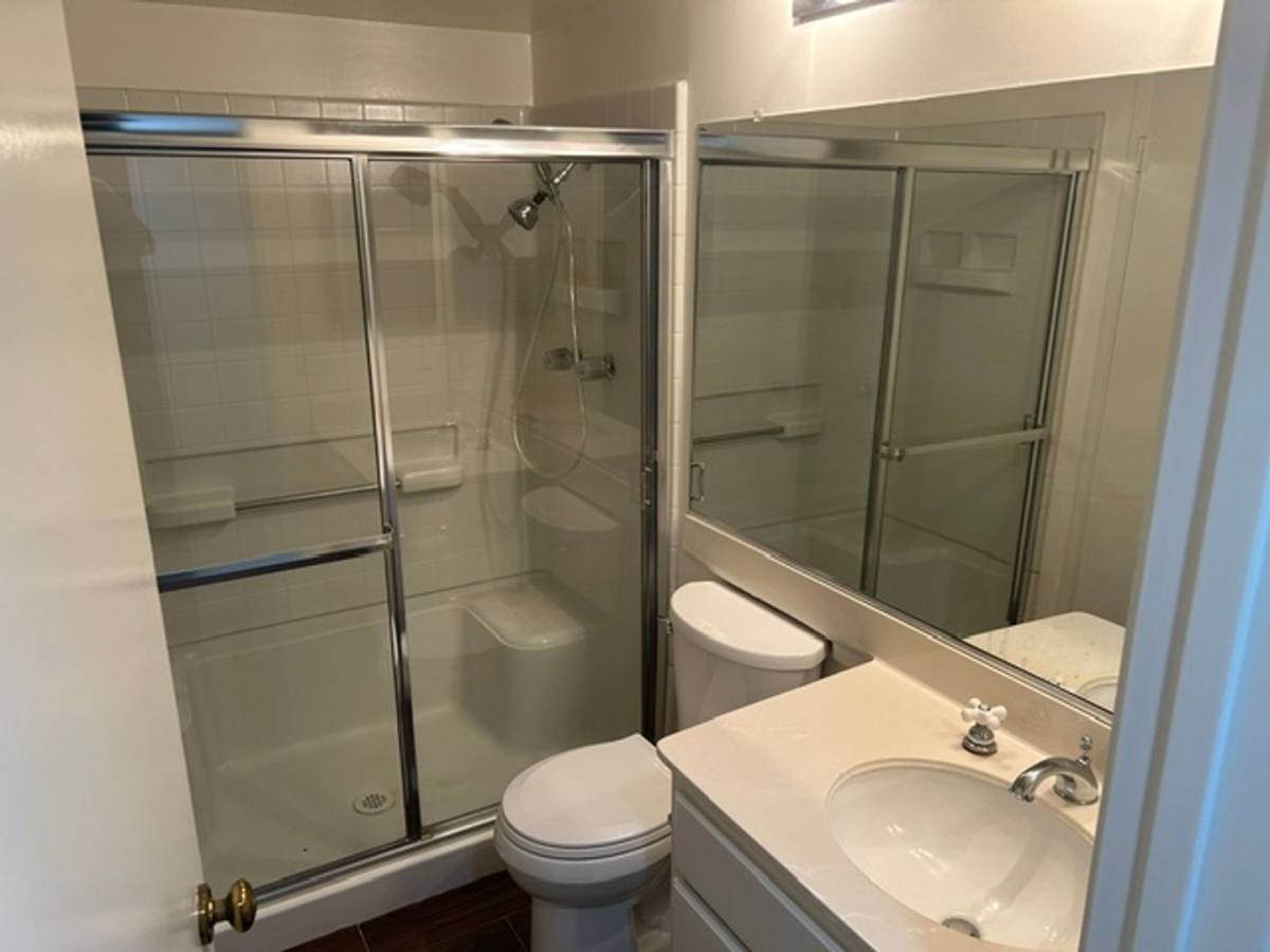 House for rent at 39863 Ranchwood Dr, Murrieta, CA 92563