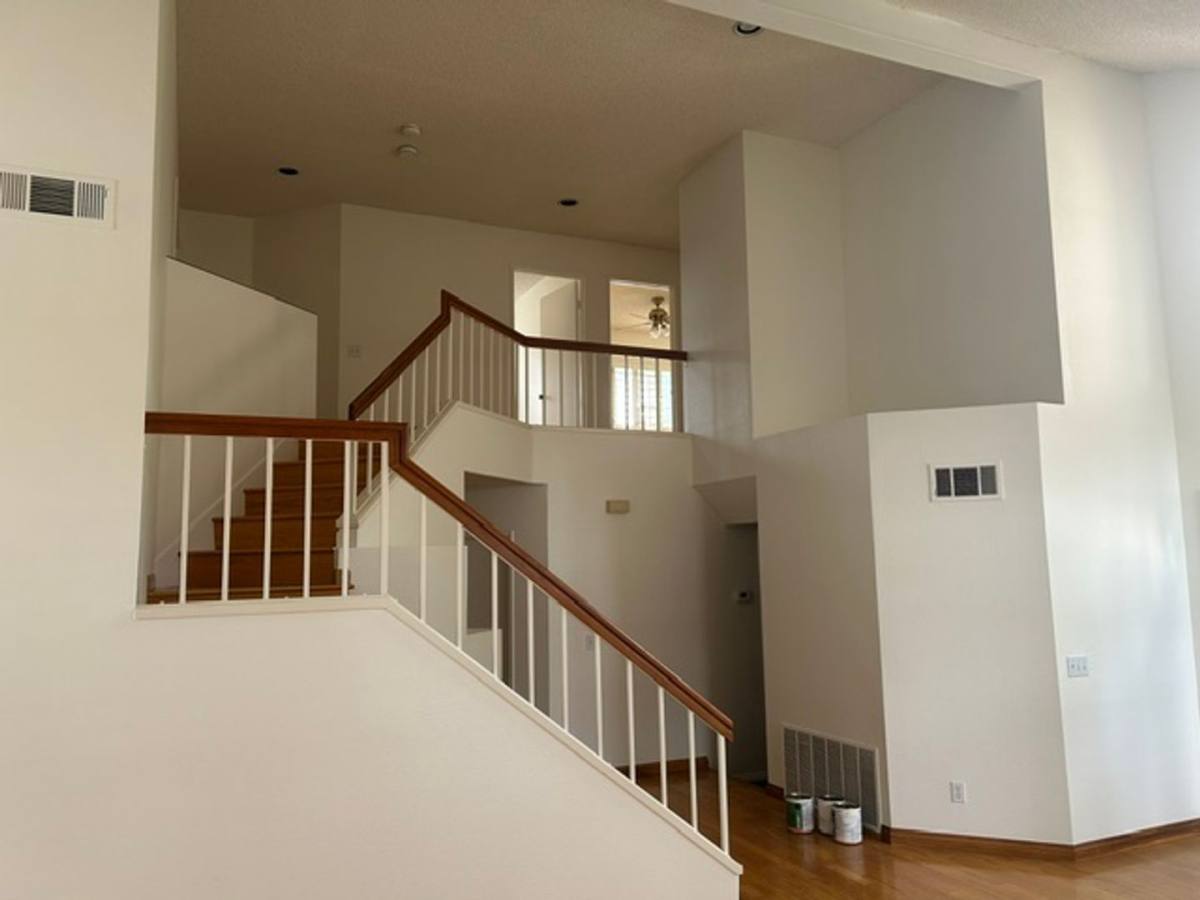 House for rent at 39863 Ranchwood Dr, Murrieta, CA 92563