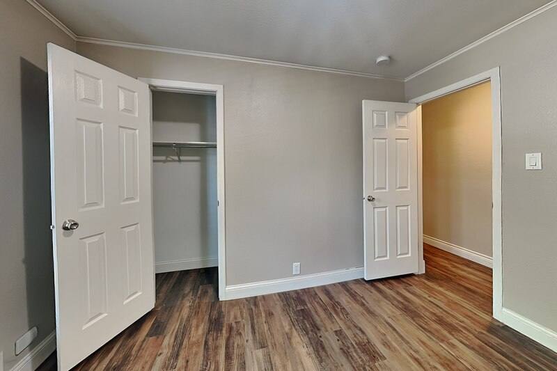 House for rent at 1416 Record Crossing Rd, Dallas, TX 75235