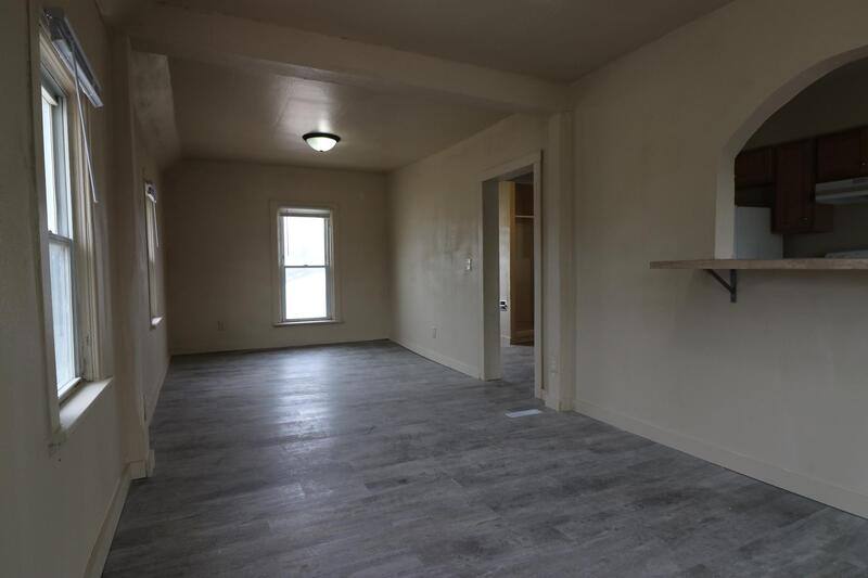 Apartment for rent at 423 Draper St #1 2, Kaukauna, WI 54130