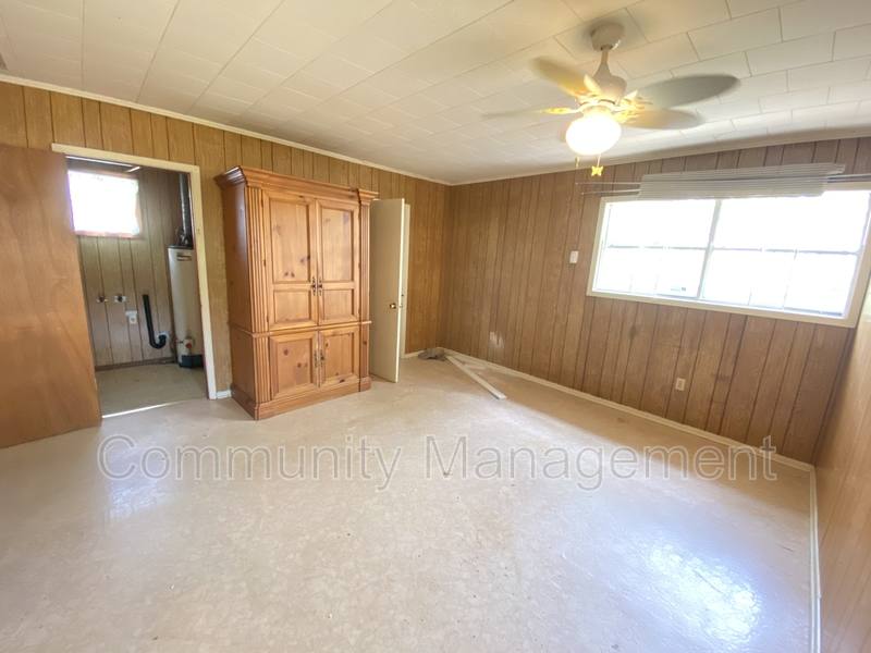 House for rent at 821 W Garfield St, Baton Rouge, LA 70802