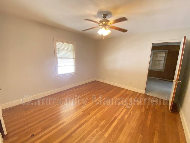 House for rent at 821 W Garfield St, Baton Rouge, LA 70802