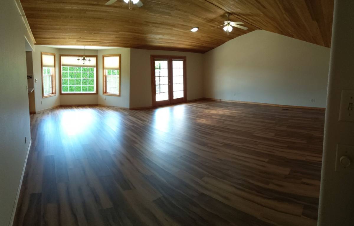House for rent at 2022 16th Ave SE, Albany, OR 97322