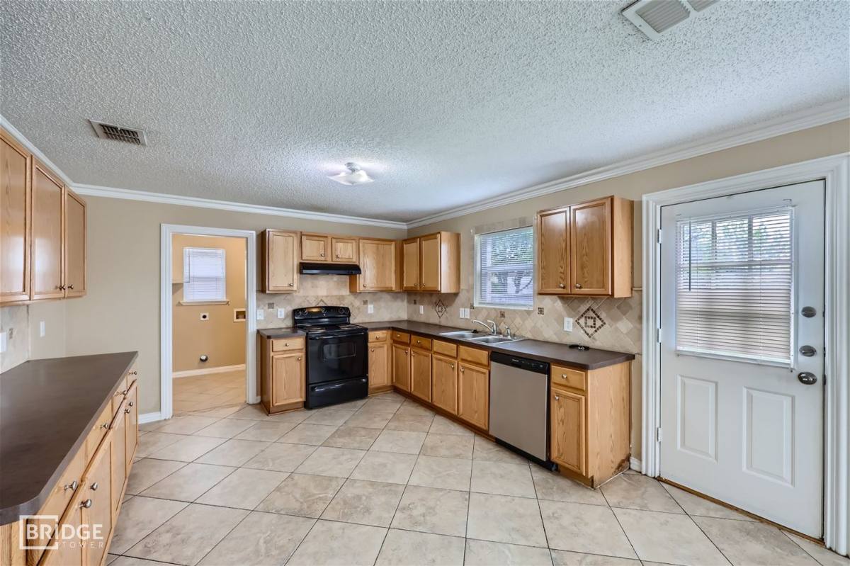 House for rent at 1621 Dragonback Pass, Frisco, TX 75036