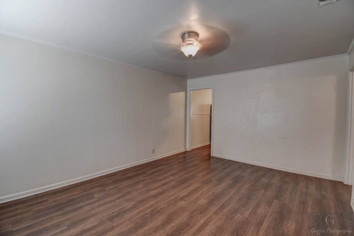 Apartment for rent at 701-703 Gladstone Blvd, Shreveport, LA 71104