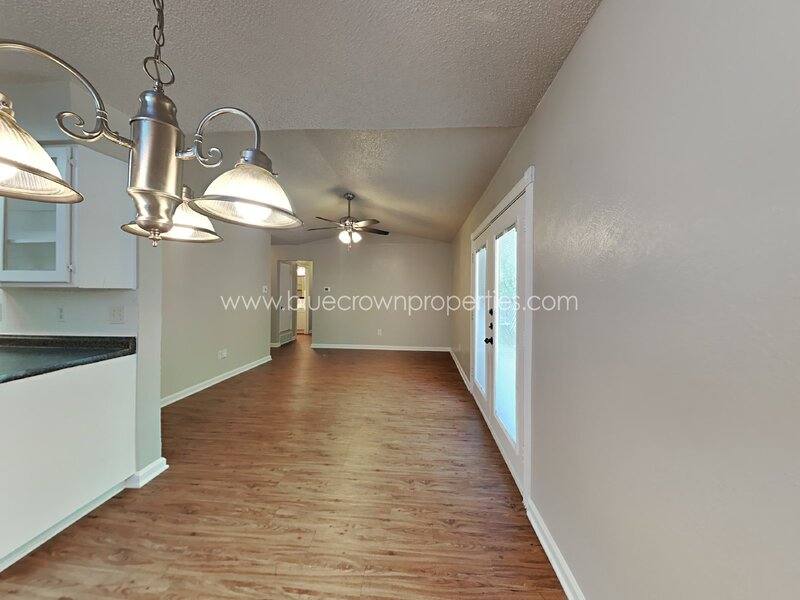 House for rent at 900 Cannon Dr, Euless, TX 76040