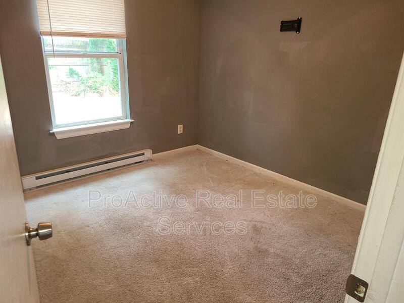Apartment for rent at 812 W 27th St #1, Norfolk, VA 23517