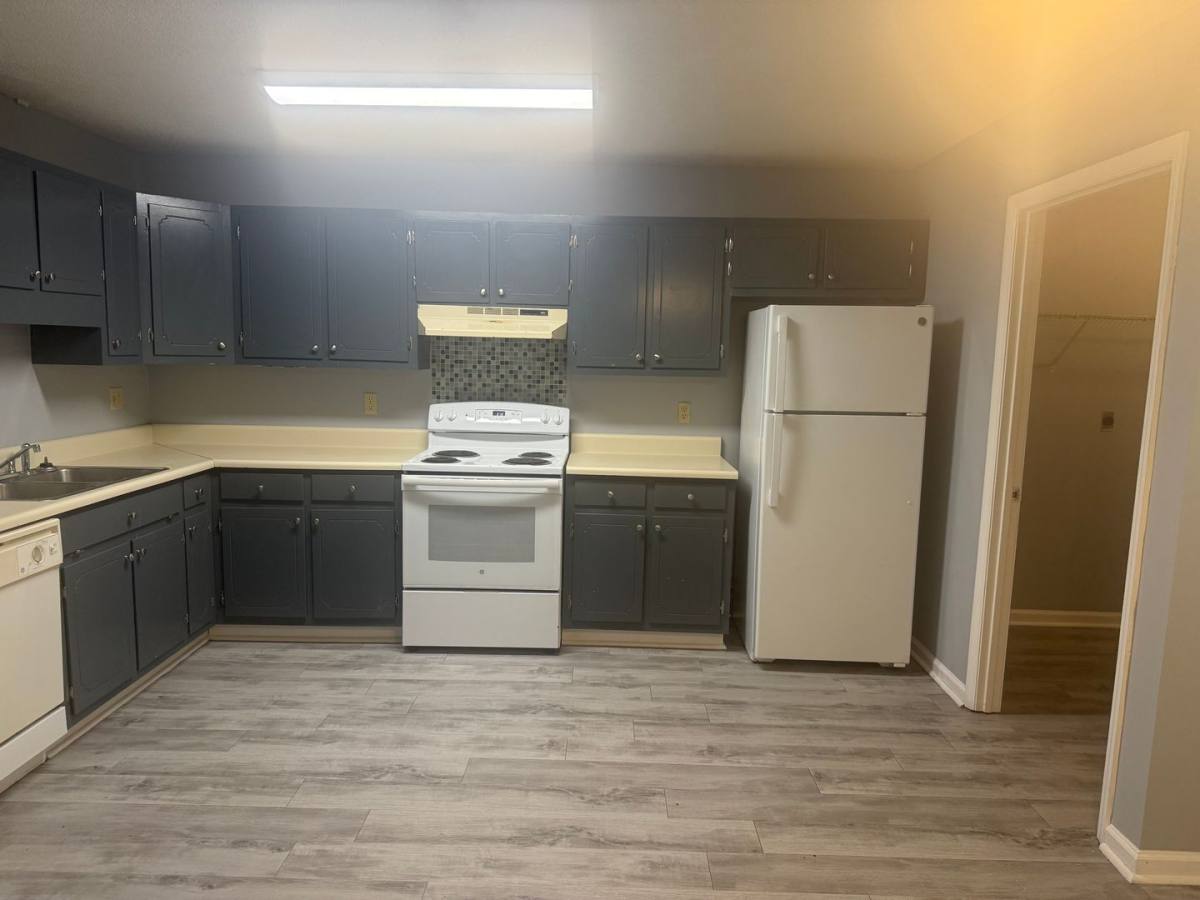 Apartment for rent at 2313 Friar Tuck Lane, Albany, GA 31707