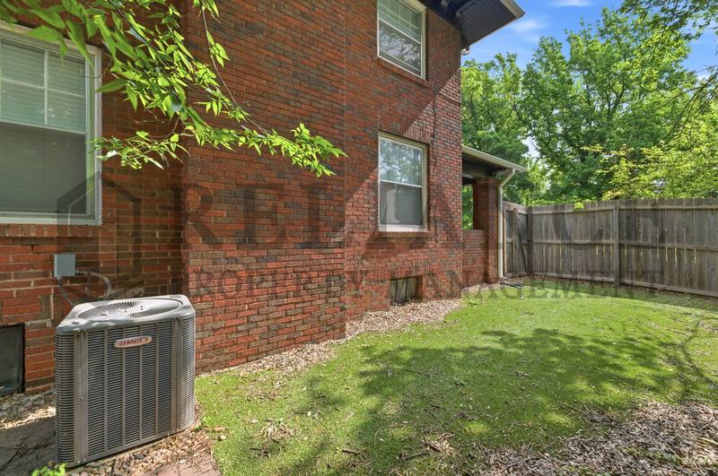 Apartment for rent at 101 N Belmont Place, Wichita, KS 67208