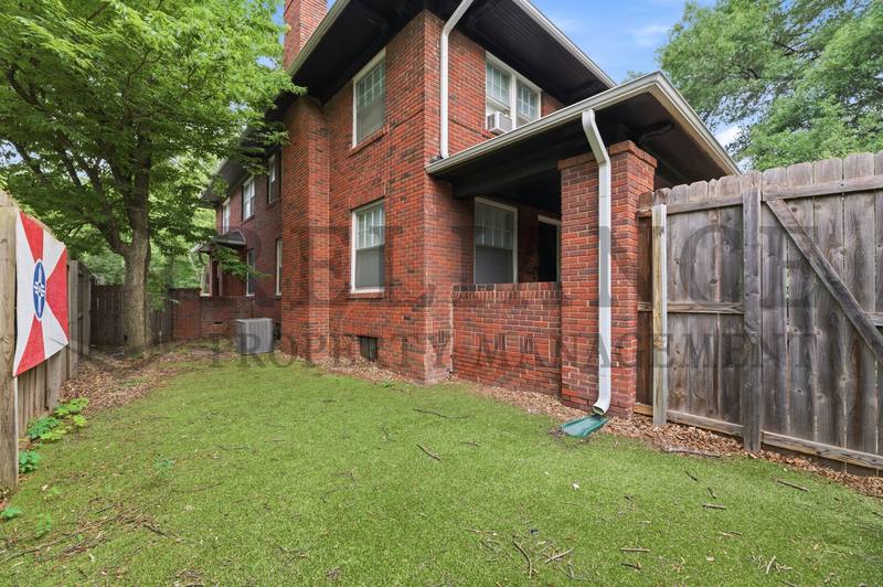 Apartment for rent at 101 N Belmont Place, Wichita, KS 67208