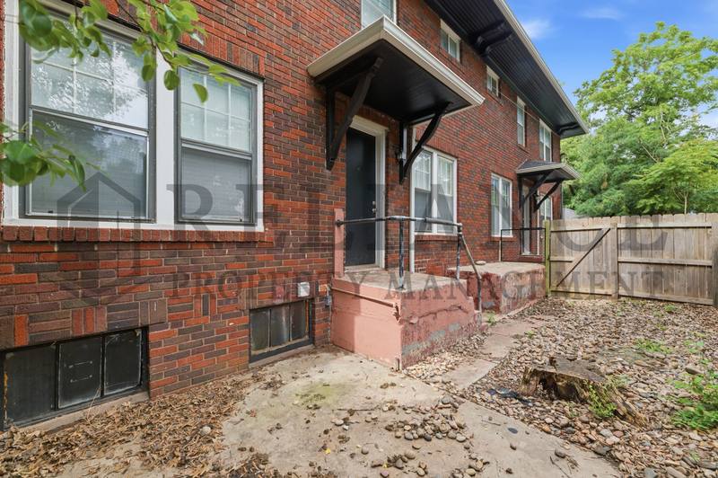 Apartment for rent at 101 N Belmont Place, Wichita, KS 67208