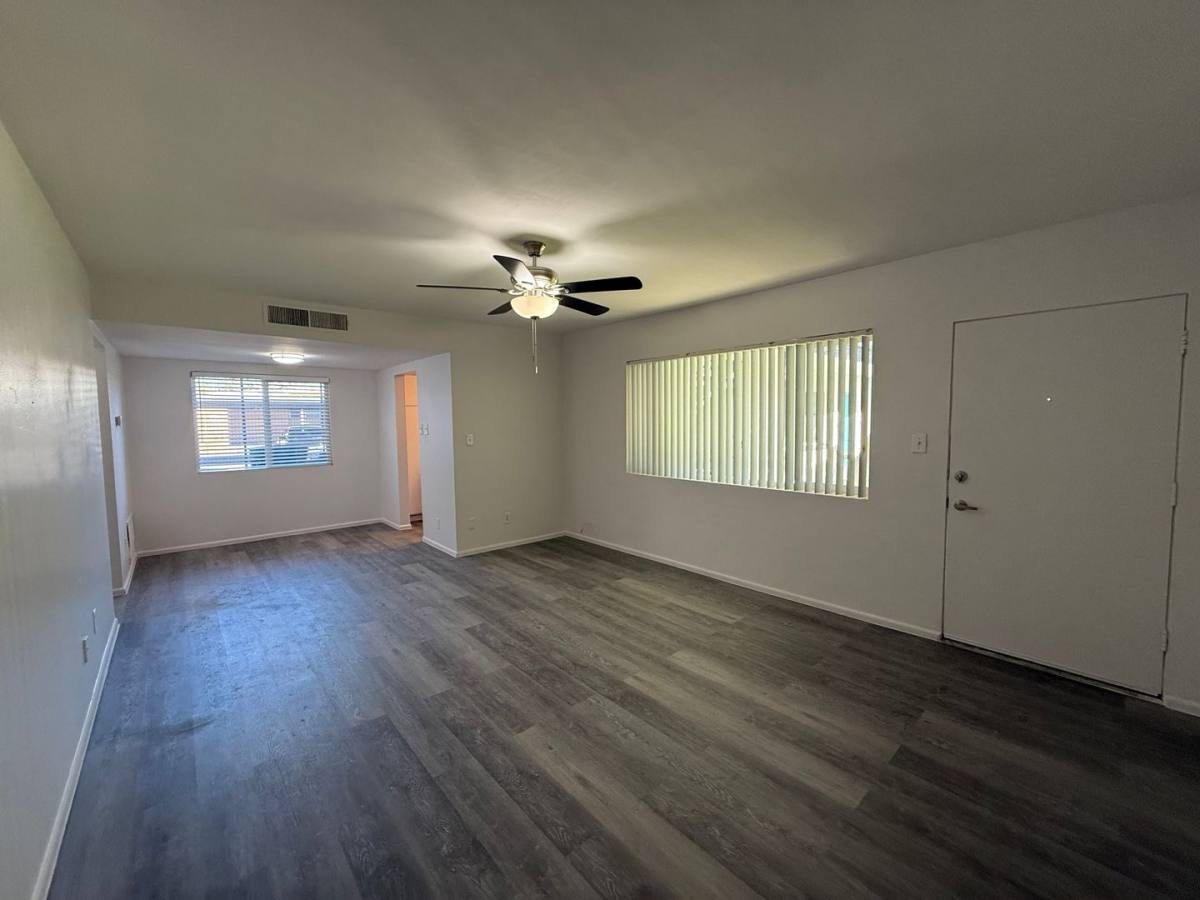 Apartment for rent at 320-330 W Medlock Dr, Phoenix, AZ 85013