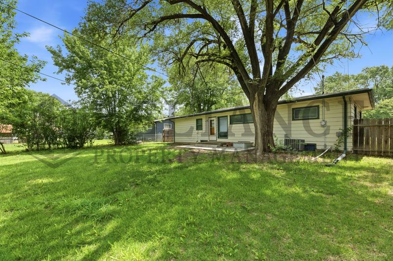 House for rent at 1415 N Prairie Lane, Derby, KS 67037