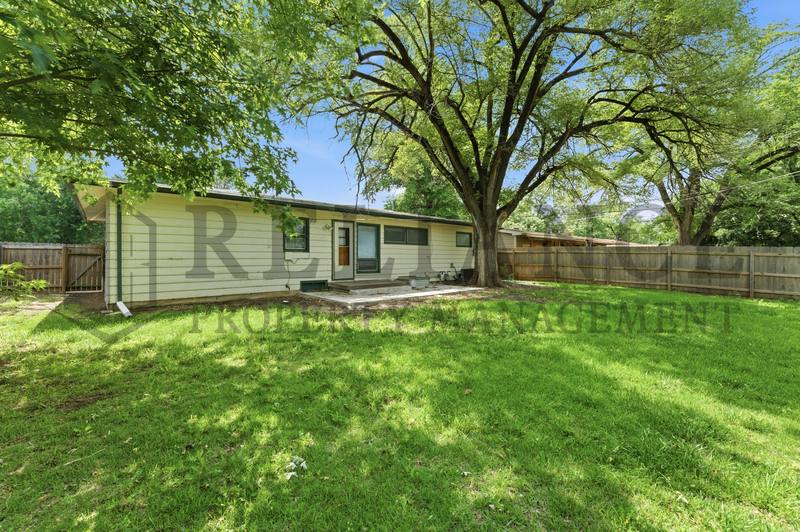 House for rent at 1415 N Prairie Lane, Derby, KS 67037