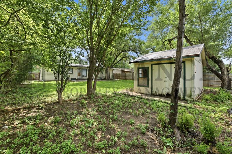 House for rent at 1415 N Prairie Lane, Derby, KS 67037