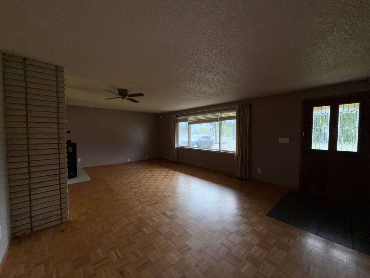 House for rent at 1605 126th St SE, Everett, WA 98208