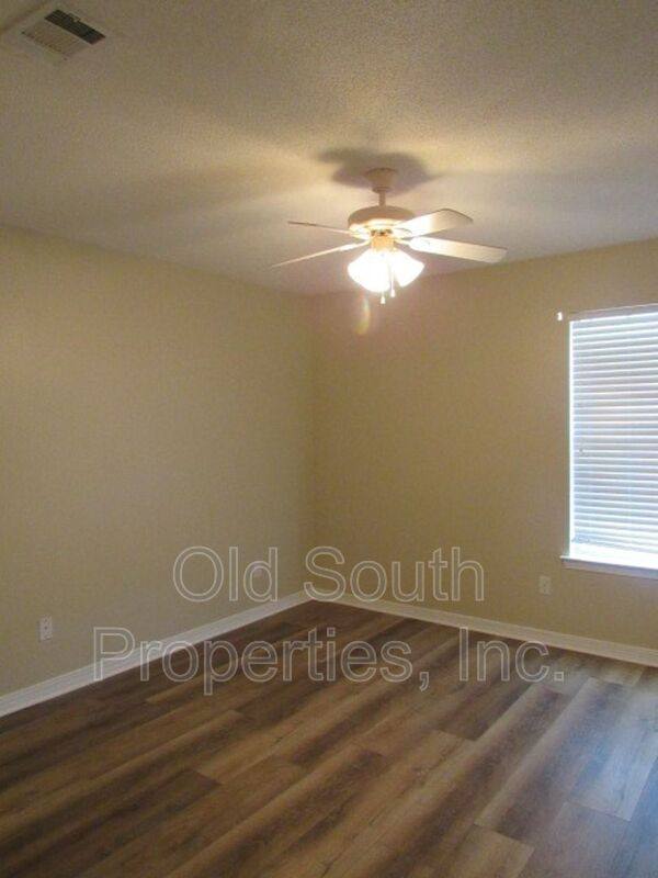 House for rent at 5074 Terra Lake Circle, Pensacola, FL 32507