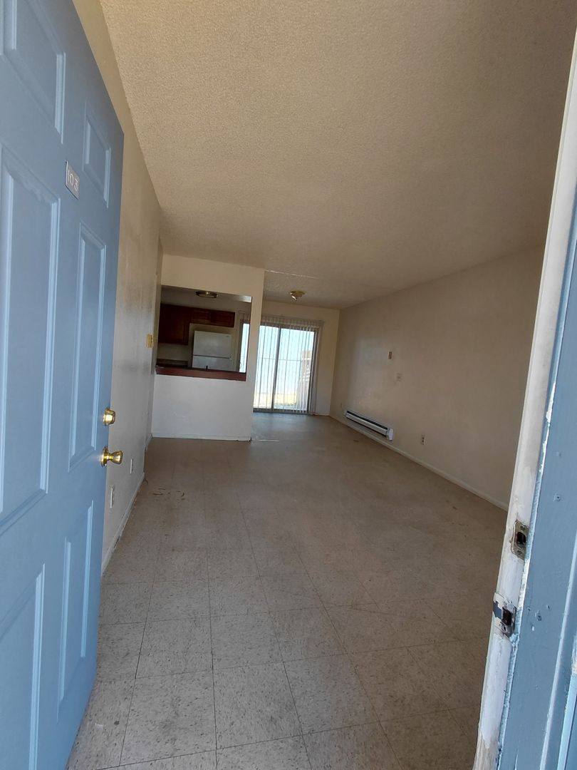 Apartment for rent at 1301 E Drexel Rd, Tucson, AZ 85706