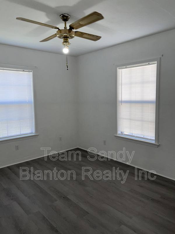 House for rent at 122 Brandon Ave, Pensacola, FL 32507