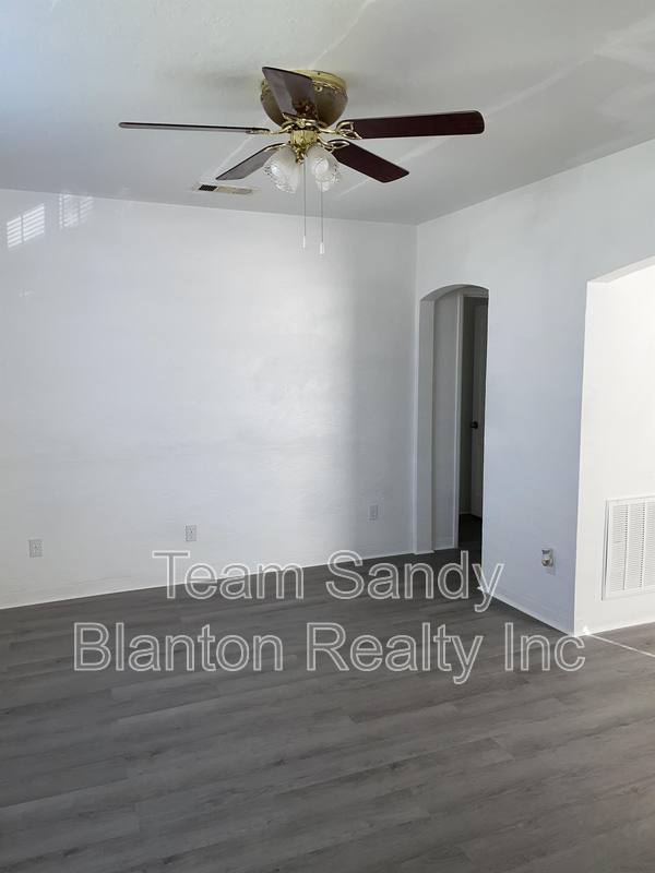 House for rent at 122 Brandon Ave, Pensacola, FL 32507