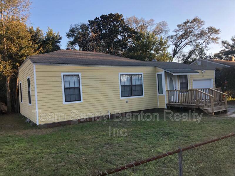 House for rent at 122 Brandon Ave, Pensacola, FL 32507