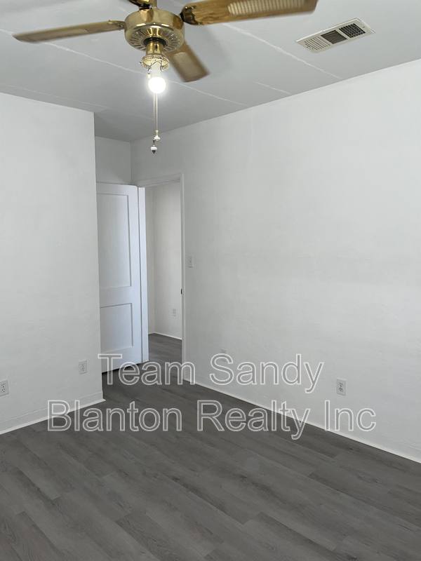 House for rent at 122 Brandon Ave, Pensacola, FL 32507