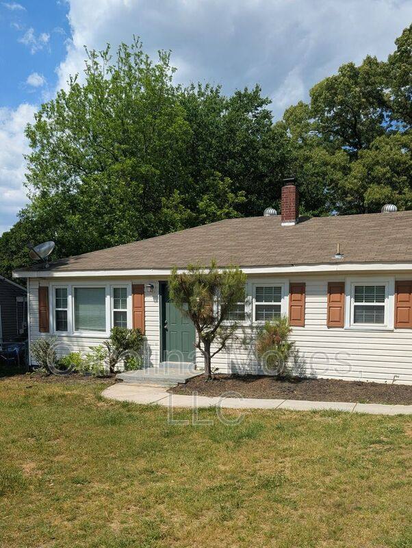 House for rent at 32 Kay Dr, Greenville, SC 29605