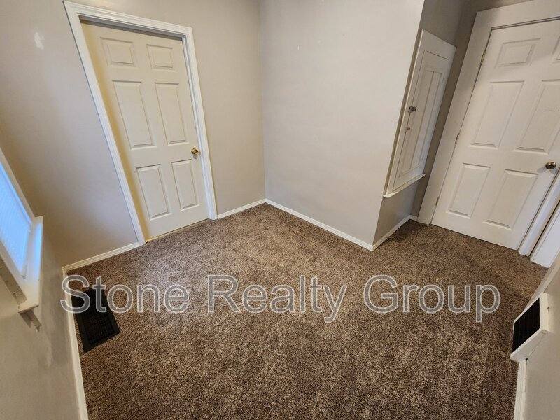 House for rent at 1811 S 10th St, Terre Haute, IN 47802