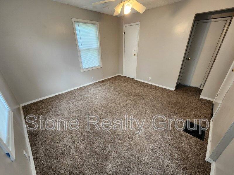House for rent at 1811 S 10th St, Terre Haute, IN 47802