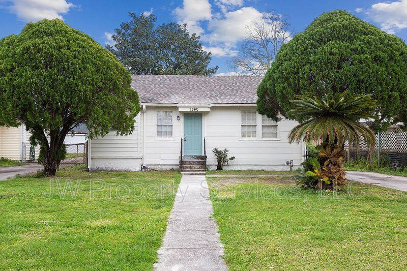 House for rent at 1540 Richland Rd, New Orleans, LA 70114