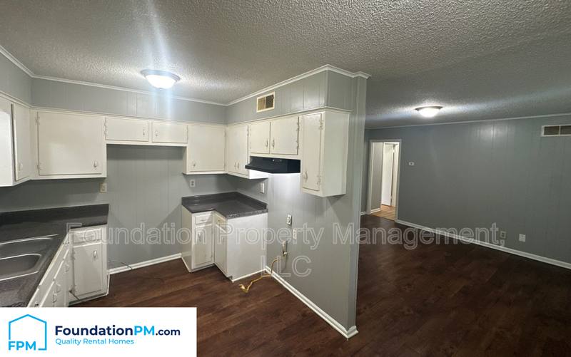 House for rent at 4295 Riche Rd, Memphis, TN 38128