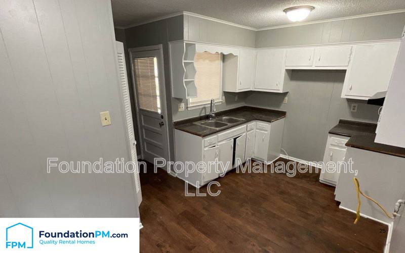 House for rent at 4295 Riche Rd, Memphis, TN 38128