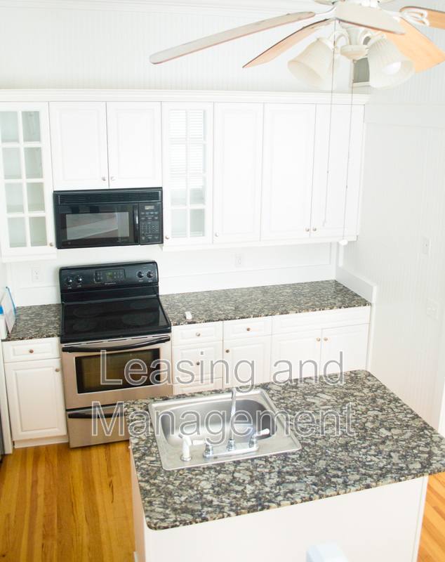 Condo for rent at 123 Wentworth St #C, Charleston, SC 29401