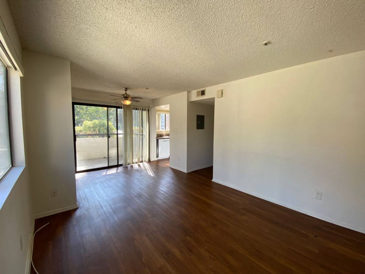 Apartment for rent at 987 E Del Mar Blvd, Pasadena, CA 91106