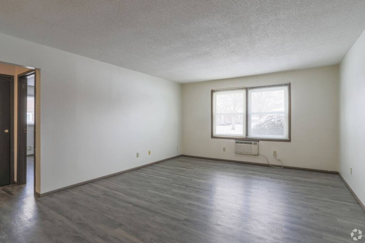 Apartment for rent at 1701 - 1723 E Florida Ave, Urbana, IL 61802