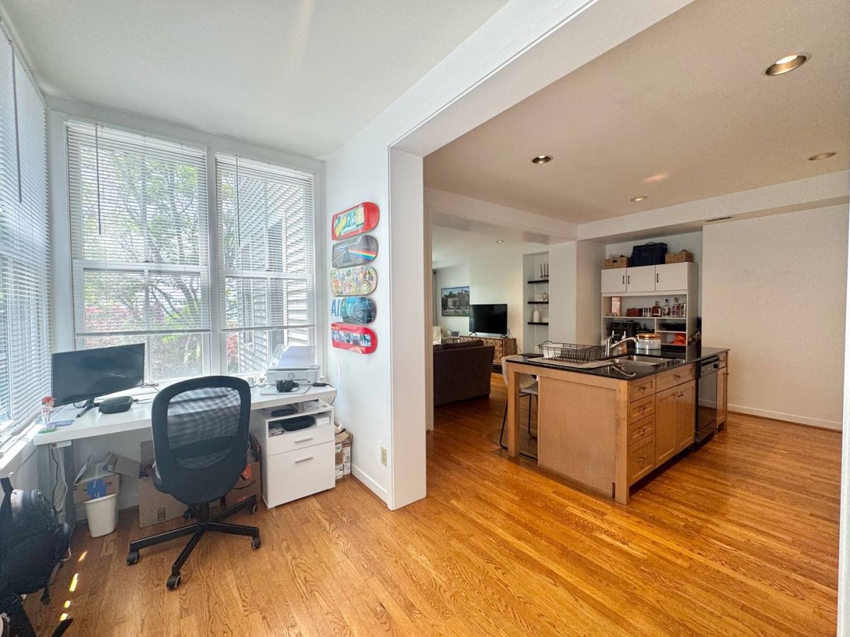 Apartment for rent at 953 Pavilion St, Cincinnati, OH 45202