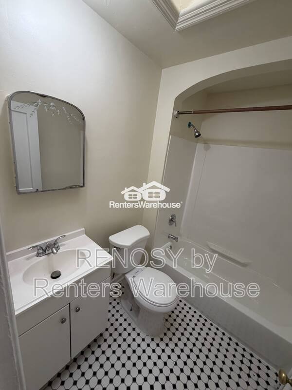 Townhouse for rent at 4334 Berger Ave, Baltimore, MD 21206