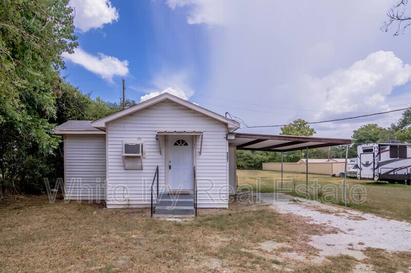 House for rent at 137 Lee Lane, Trinity, TX 75862