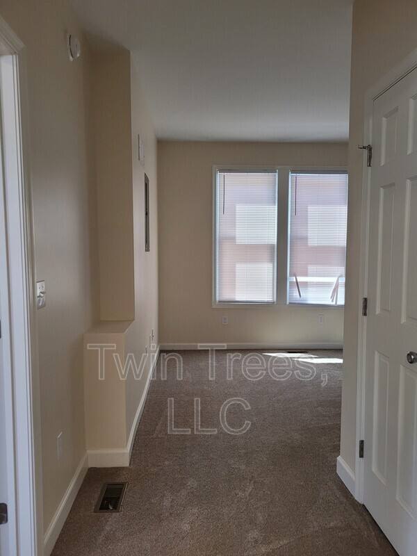 Apartment for rent at 5948 Main St #2, Mount Jackson, VA 22842