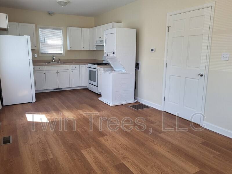 Apartment for rent at 5948 Main St #2, Mount Jackson, VA 22842